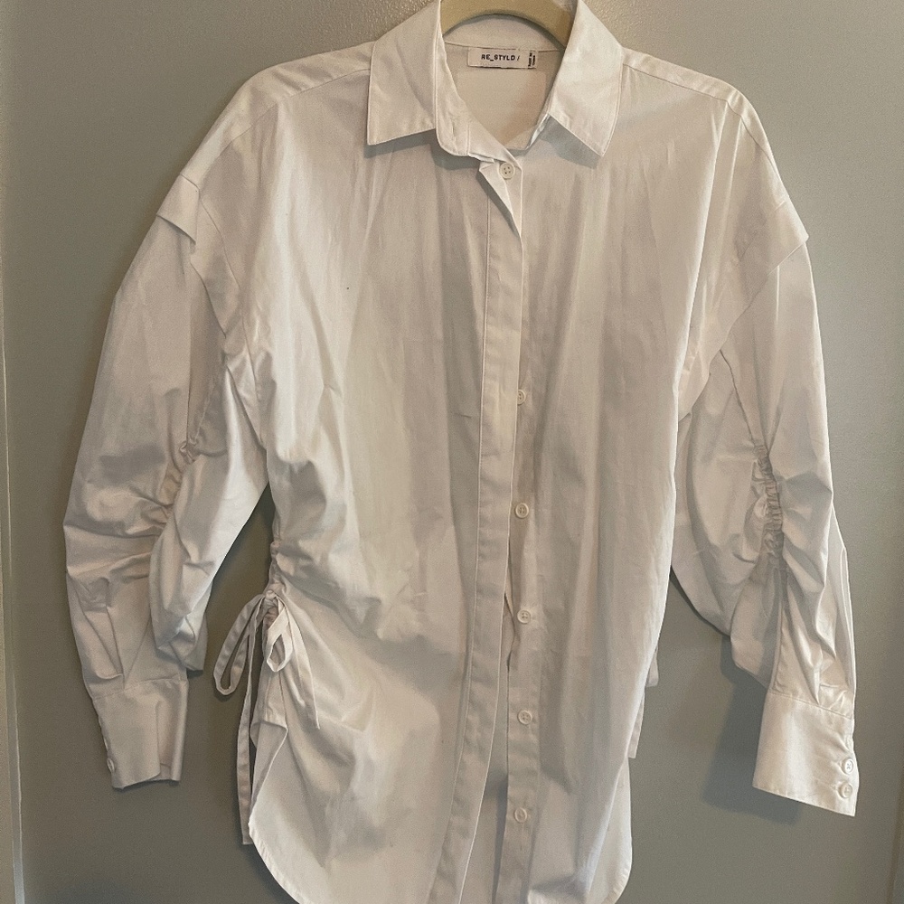Re_Styld Women’s White Dress Shirt Open back cutout